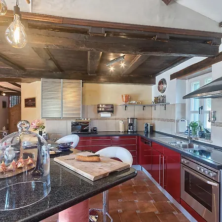 Karim Near Porec With Large Garden & 50 M2 Private Pool Villa *