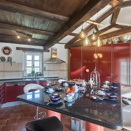 Karim Near Porec With Large Garden & 50 M2 Private Pool Villa